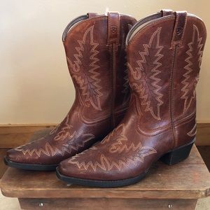Ariat Brooklyn NEW pointed brown western boot 6